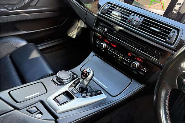 2016 BMW M5 F10 LCI
