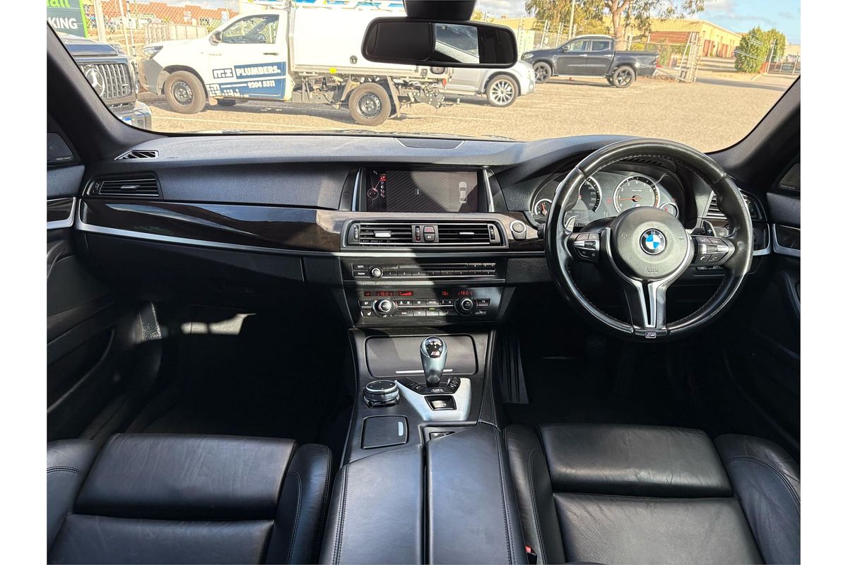 2016 BMW M5 F10 LCI
