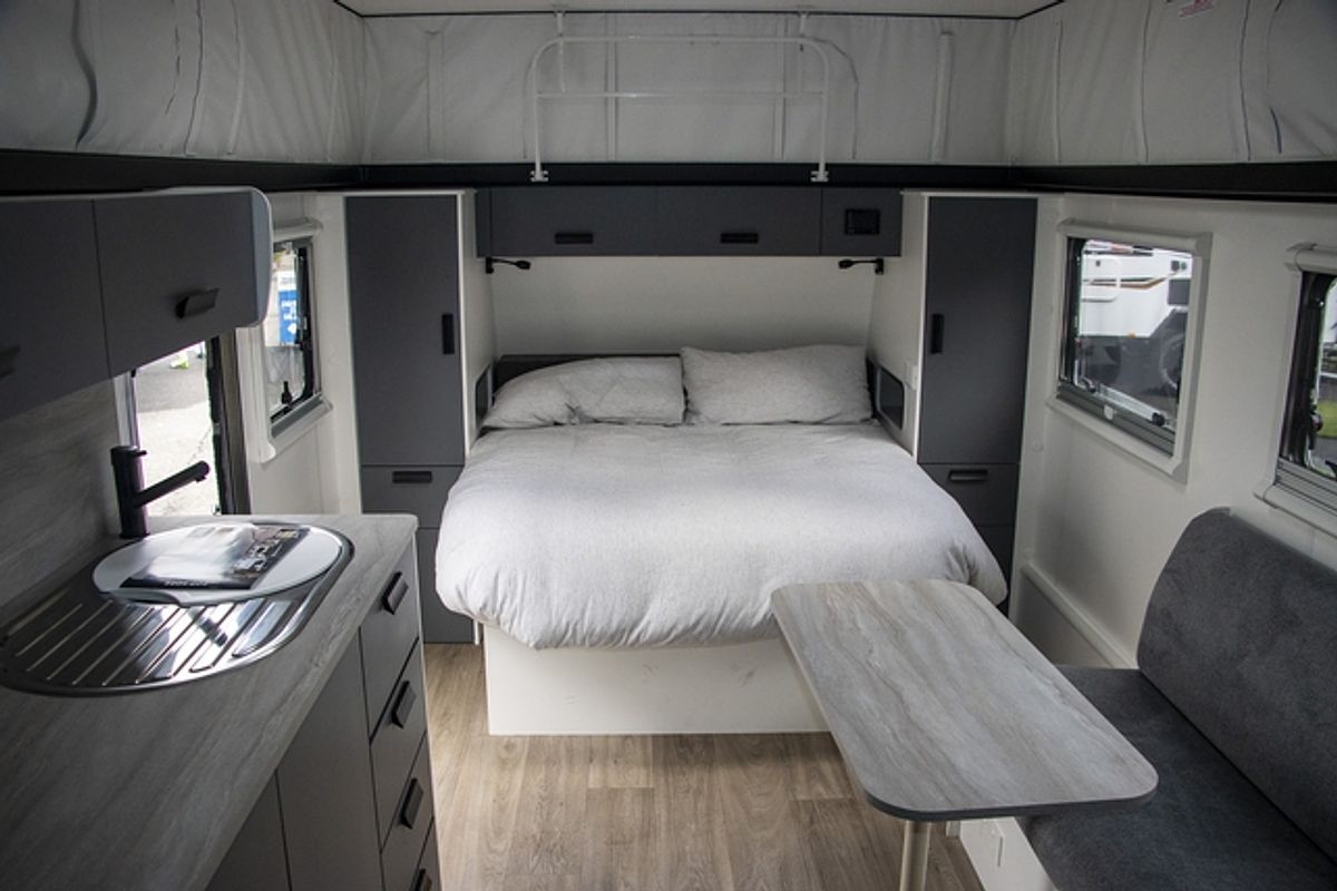 2025 Jayco STARCRAFT POPTOP 16.67-5.BP.SC-MY25