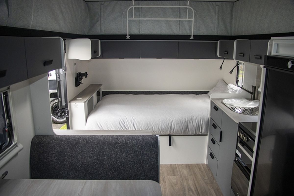 2025 Jayco STARCRAFT POPTOP 17.58-3.BP.SC-MY25
