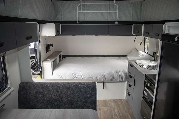 2025 Jayco STARCRAFT POPTOP 17.58-3.BP.SC-MY25