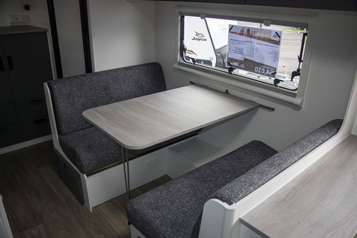 2025 Jayco STARCRAFT POPTOP 17.58-3.BP.SC-MY25