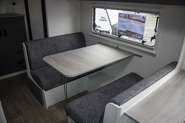 2025 Jayco STARCRAFT POPTOP 17.58-3.BP.SC-MY25