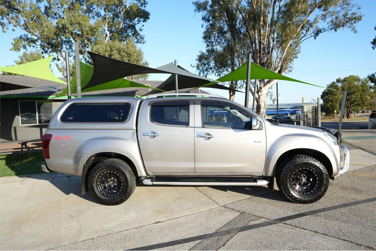2014 Isuzu D-MAX LS-M HI-RIDE (4x4) 4X4