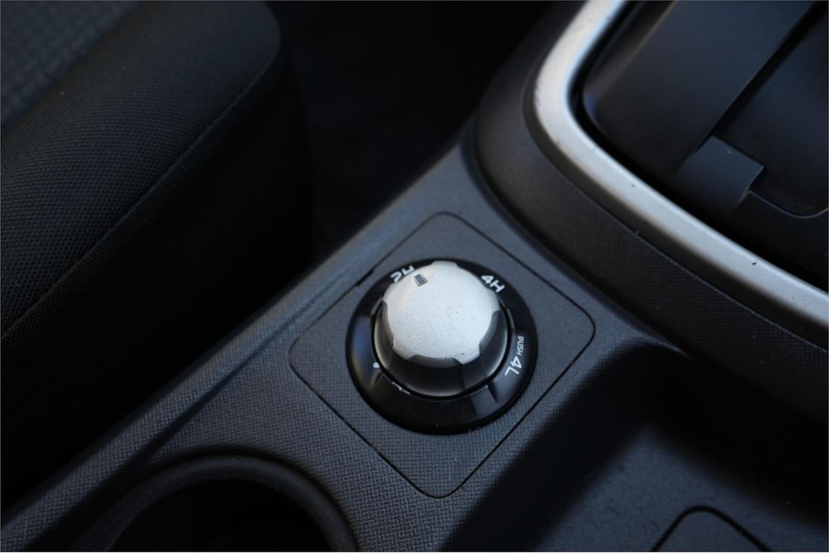 2014 Isuzu D-MAX LS-M HI-RIDE (4x4) 4X4