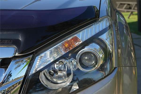 2014 Isuzu D-MAX LS-M HI-RIDE (4x4) 4X4