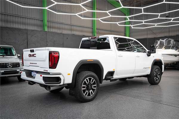2022 GMC SEIRRA 2500 AT4
