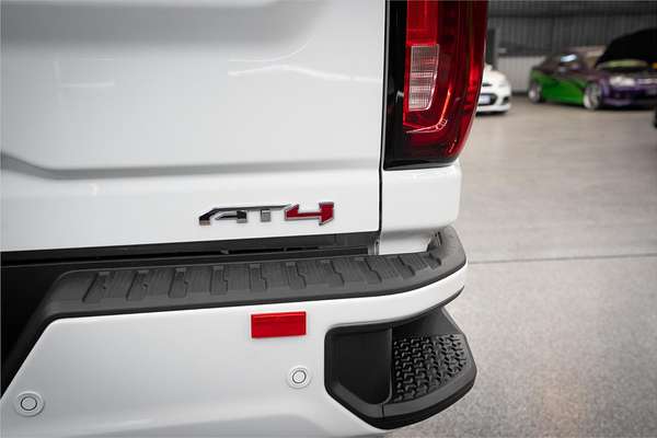 2022 GMC SEIRRA 2500 AT4