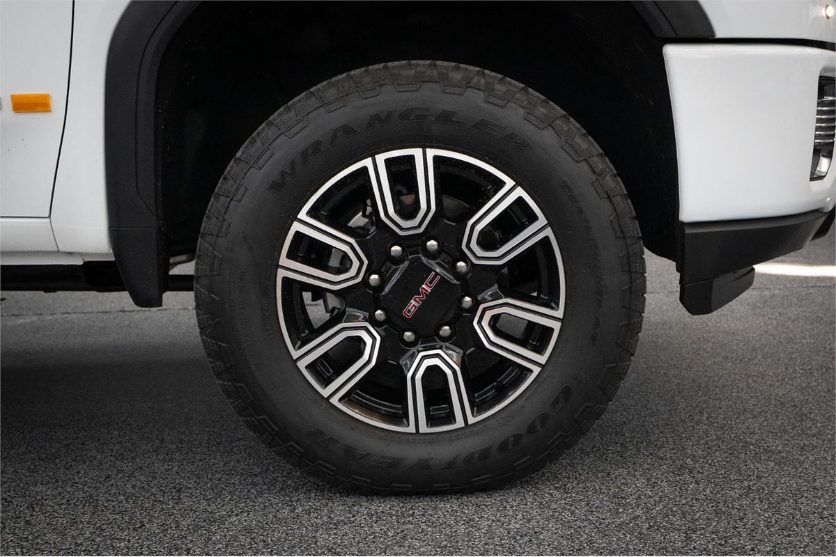 2022 GMC SEIRRA 2500 AT4