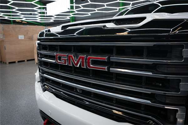 2022 GMC SEIRRA 2500 AT4