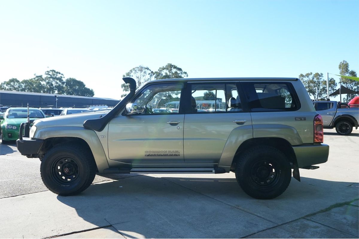2011 Nissan Patrol ST GU 7