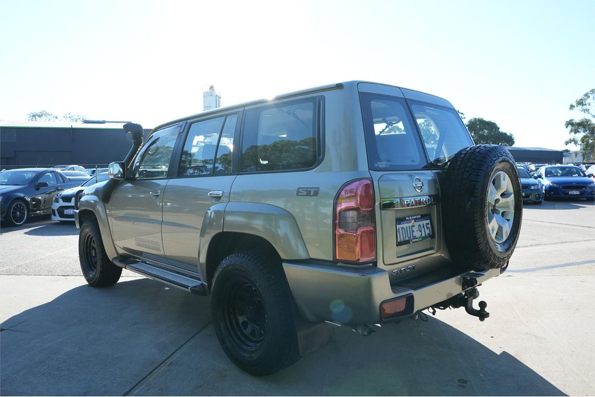 2011 Nissan Patrol ST GU 7
