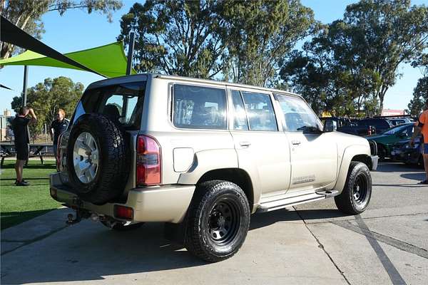 2011 Nissan Patrol ST GU 7