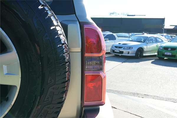 2011 Nissan Patrol ST GU 7