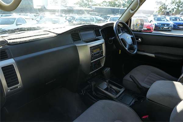 2011 Nissan Patrol ST GU 7