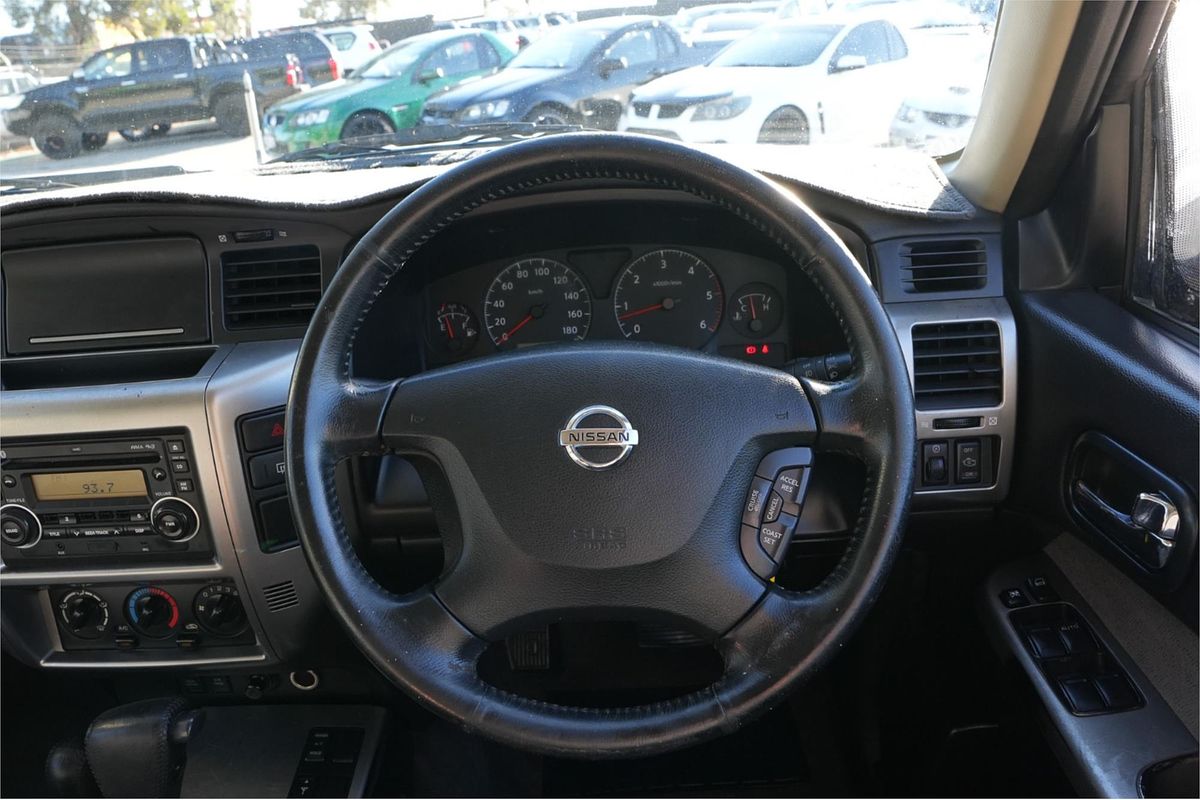 2011 Nissan Patrol ST GU 7