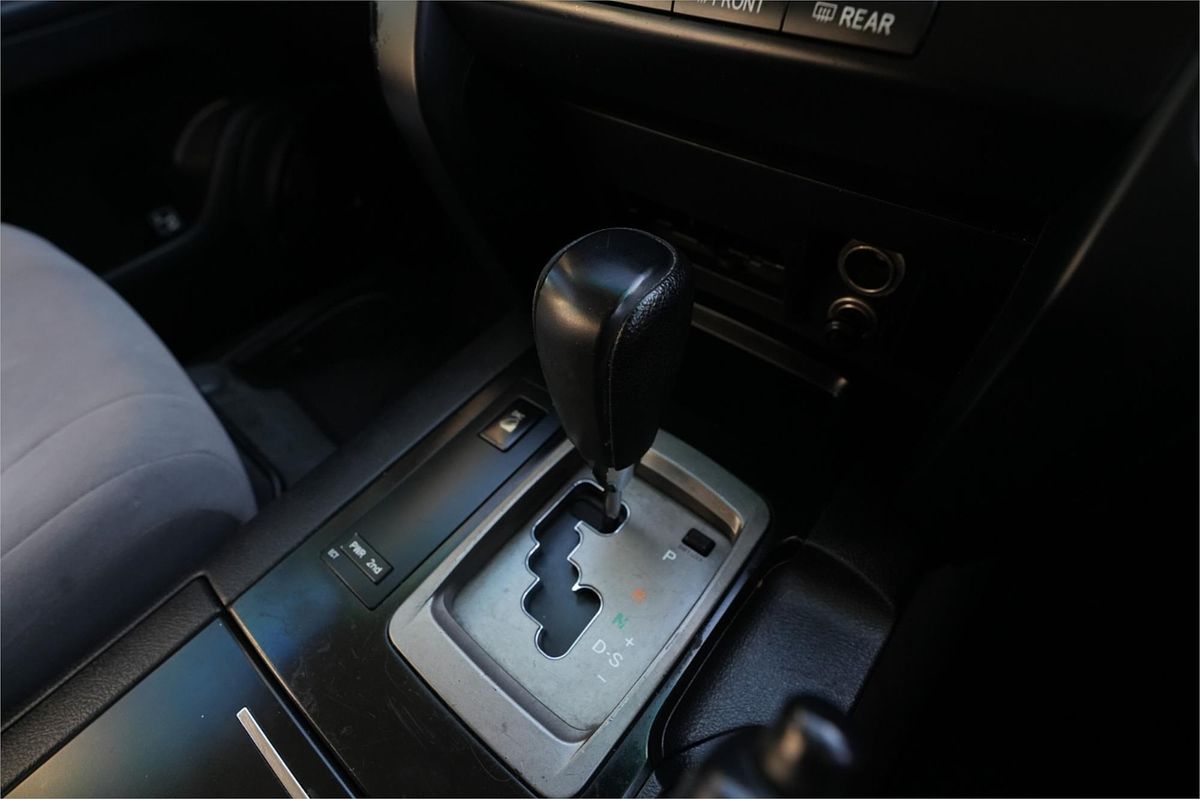 2007 Toyota Landcruiser GXL VDJ200R