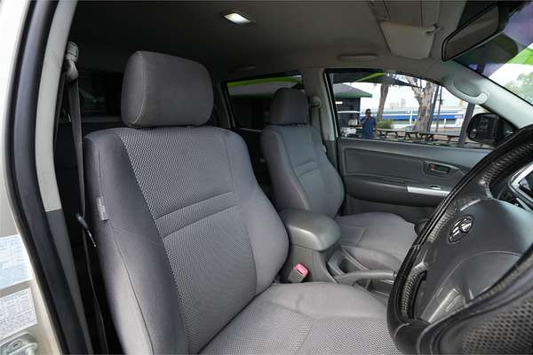 2013 Toyota Hilux SR5 KUN26R 4X4
