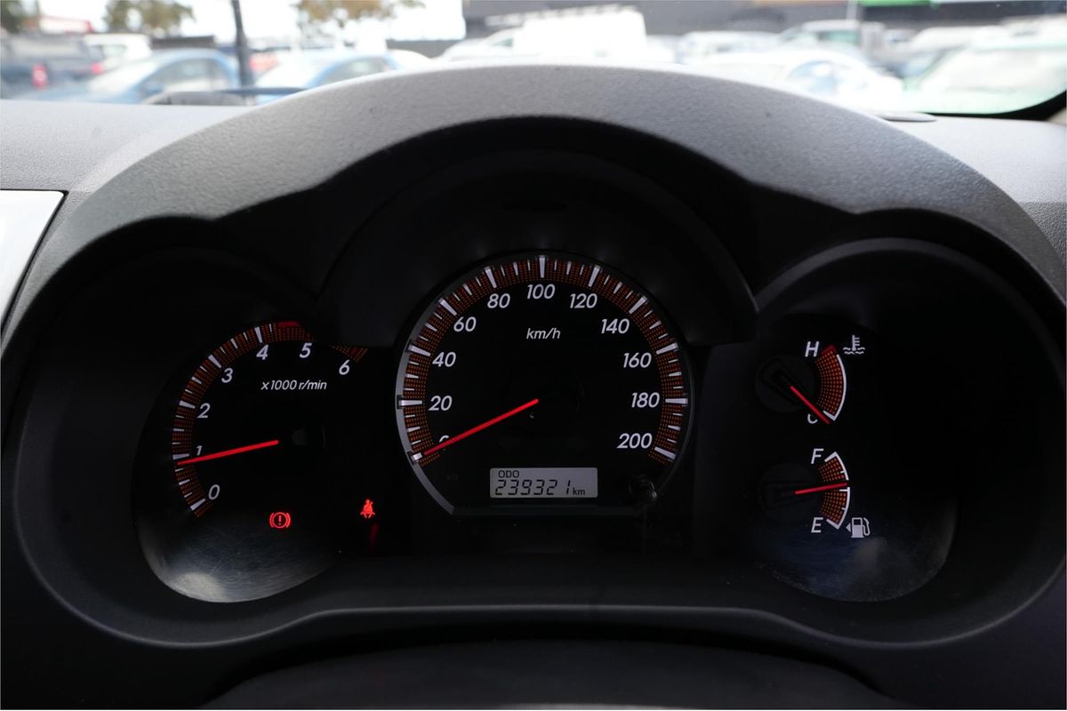 2013 Toyota Hilux SR5 KUN26R 4X4