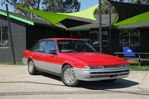 1987 Holden Calais VL