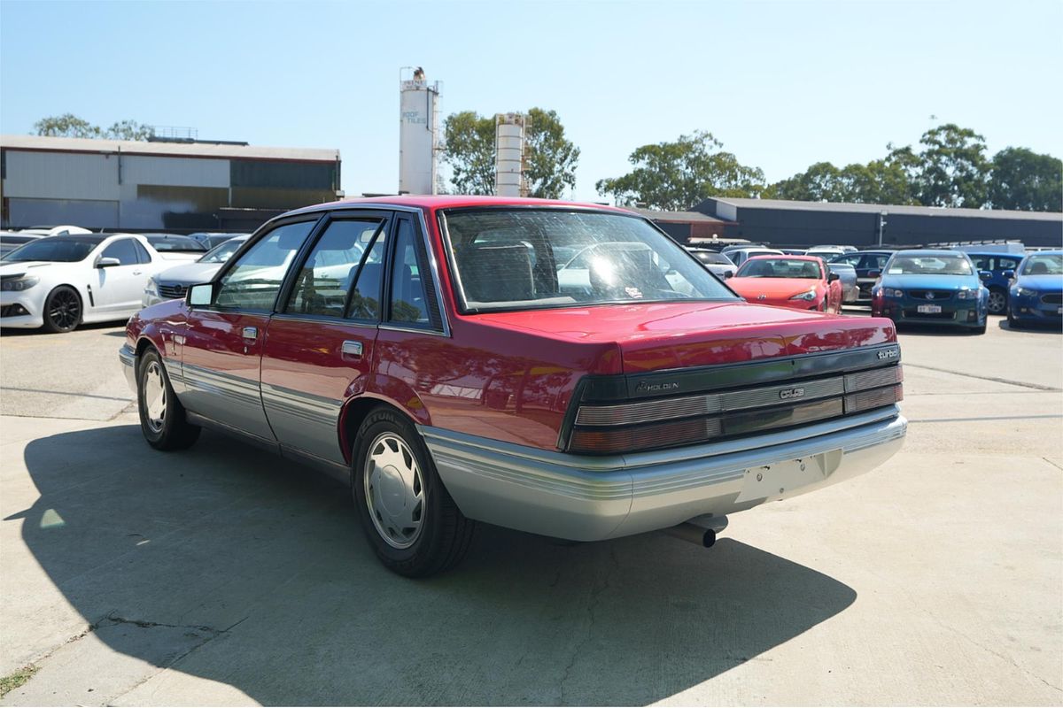 1987 Holden Calais VL