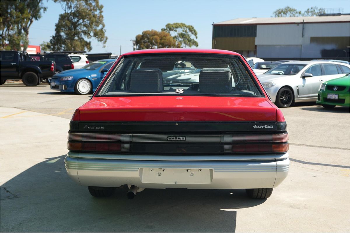 1987 Holden Calais VL