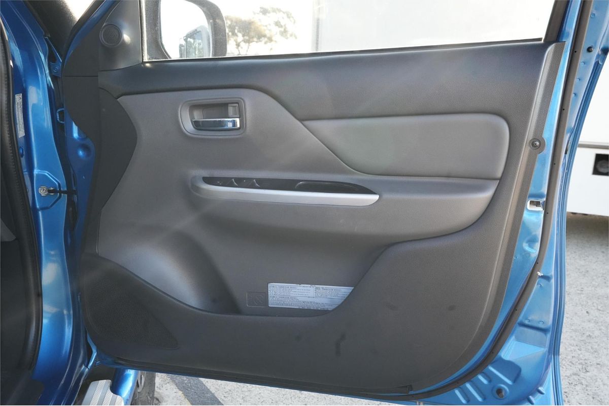 2016 Mitsubishi Triton Exceed MQ 4X4