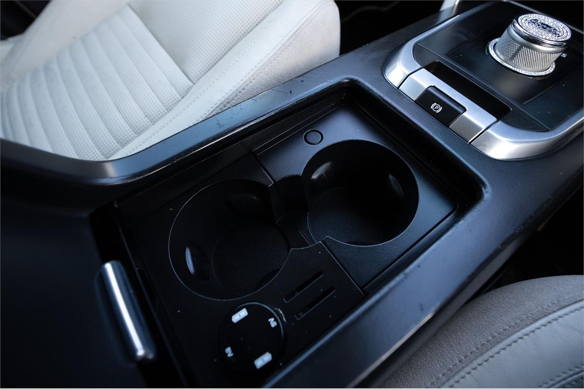 2016 Land Rover Discovery Sport SD4 HSE L550