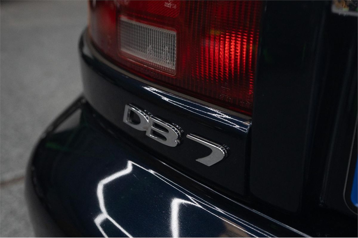 2002 Aston Martin DB7 Vantage