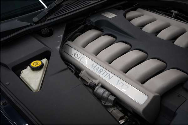 2002 Aston Martin DB7 Vantage