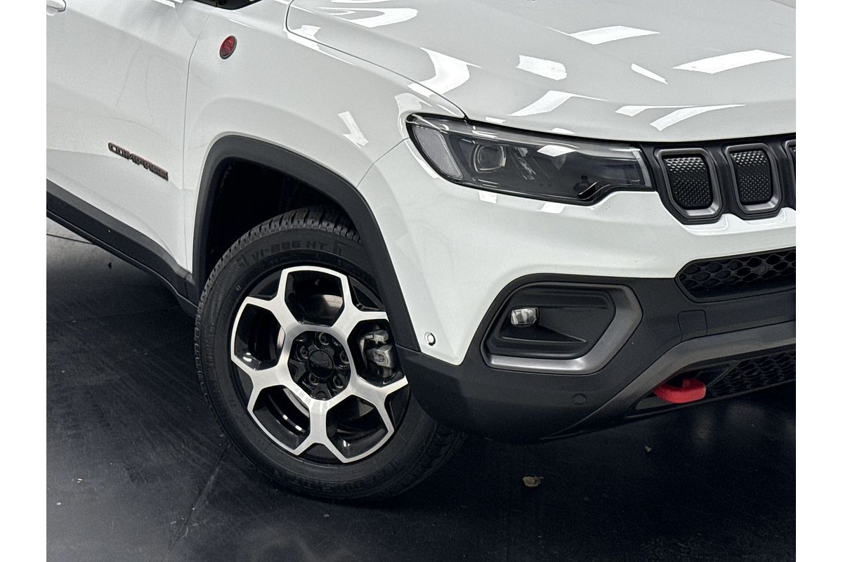 2021 Jeep Compass Trailhawk M6