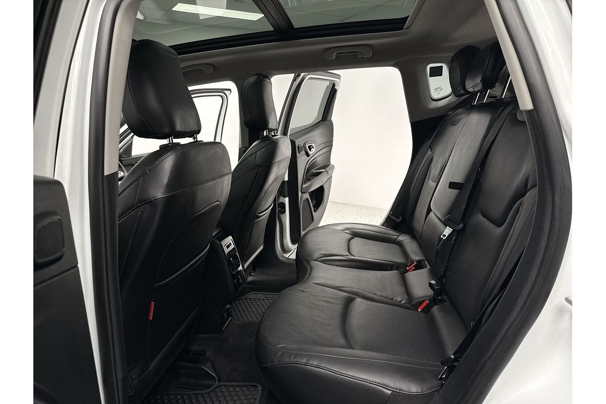 2021 Jeep Compass Trailhawk M6
