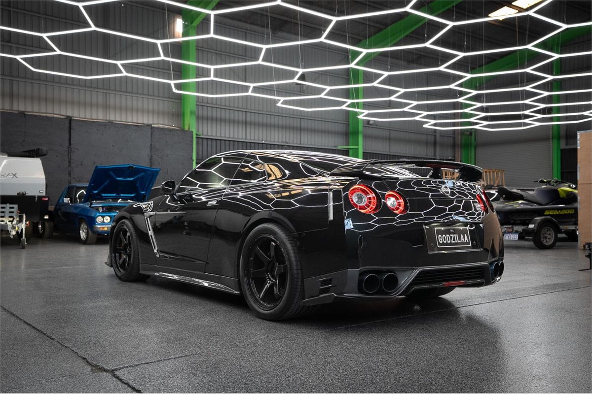 2016 Nissan GT-R Premium R35