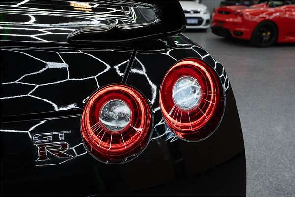 2016 Nissan GT-R Premium R35