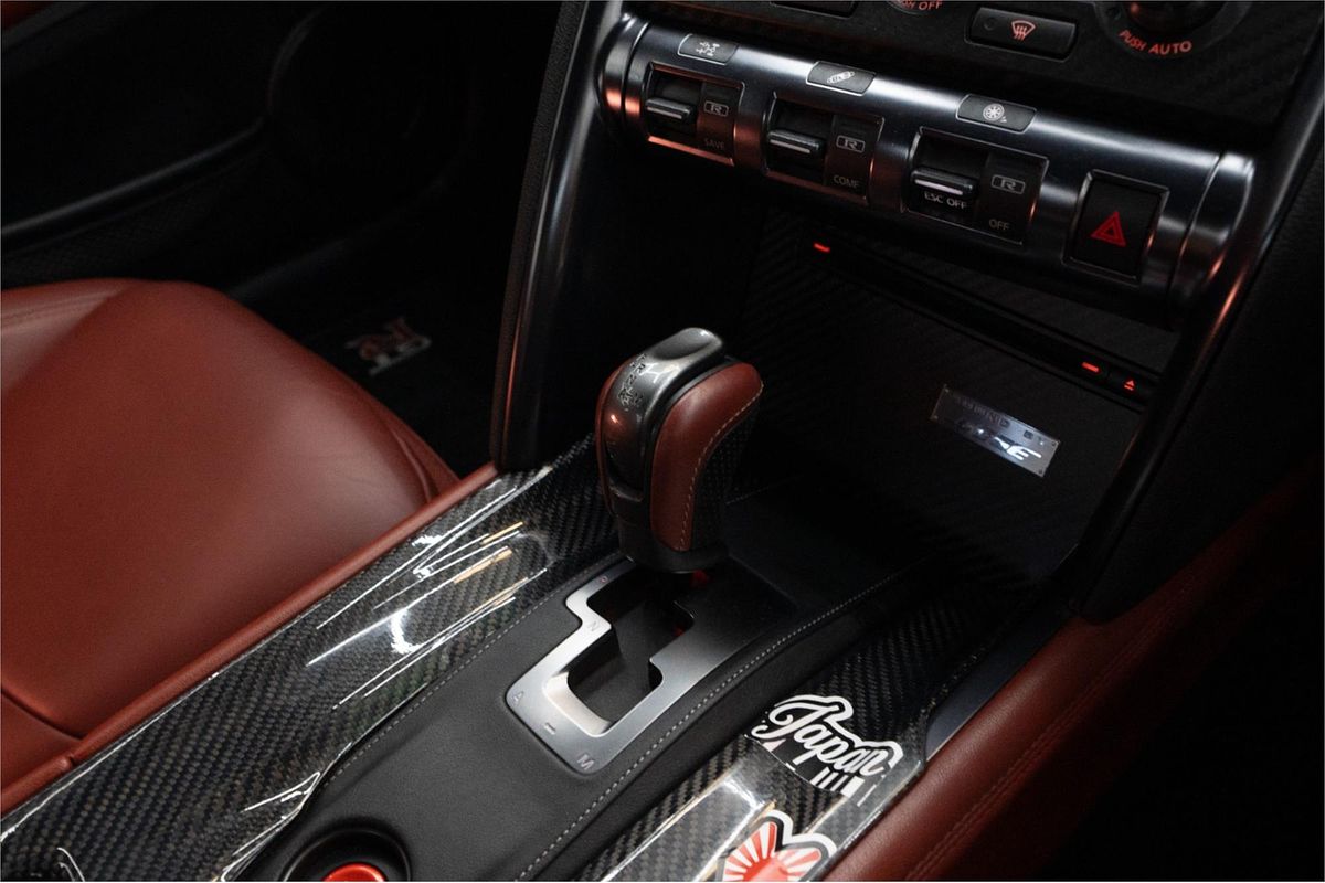 2016 Nissan GT-R Premium R35