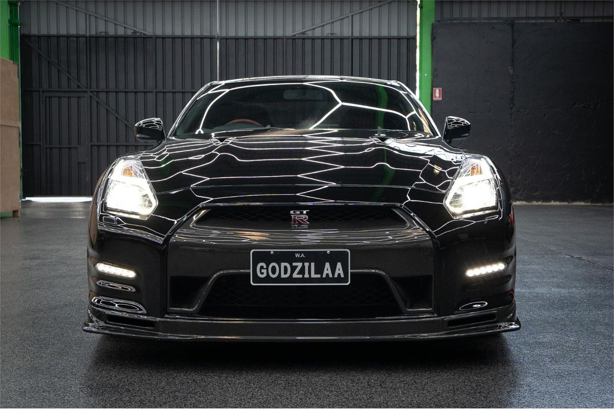 2016 Nissan GT-R Premium R35