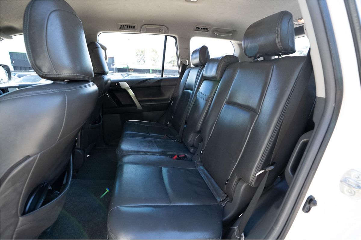 2011 Toyota Landcruiser GXL KDJ150R