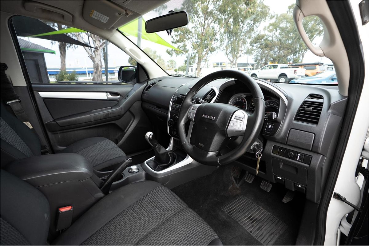 2016 Isuzu MU-X LS-M