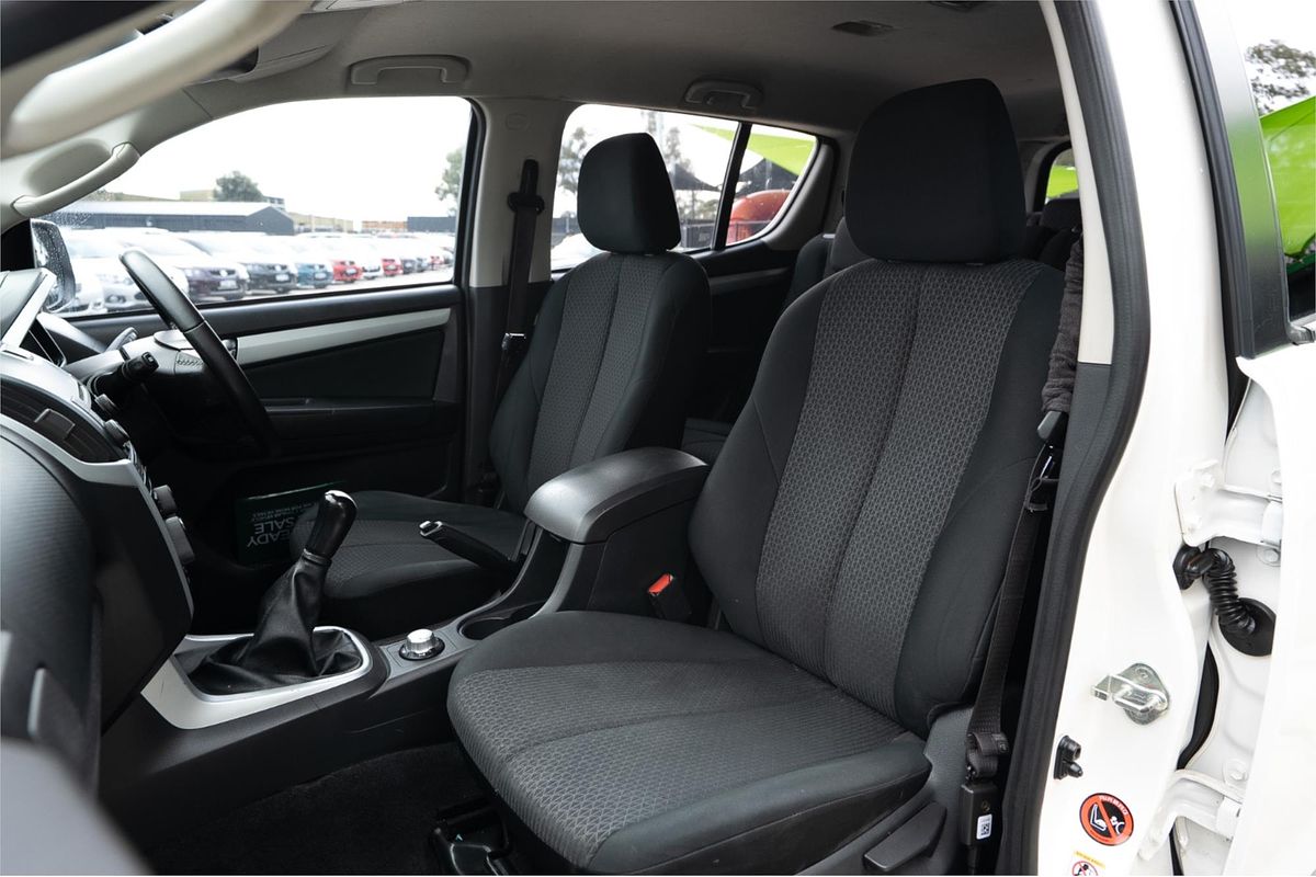 2016 Isuzu MU-X LS-M