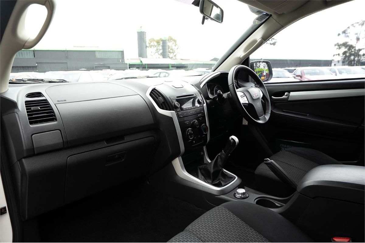 2016 Isuzu MU-X LS-M
