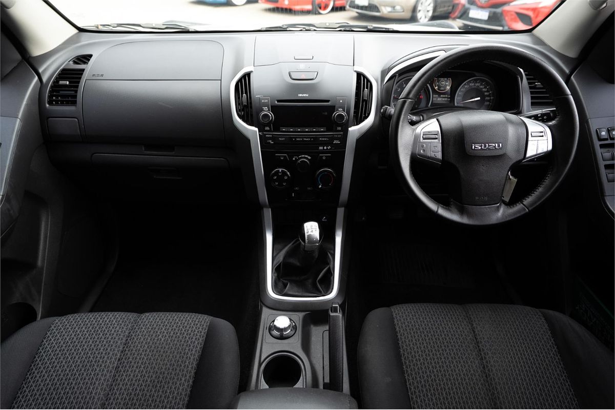 2016 Isuzu MU-X LS-M