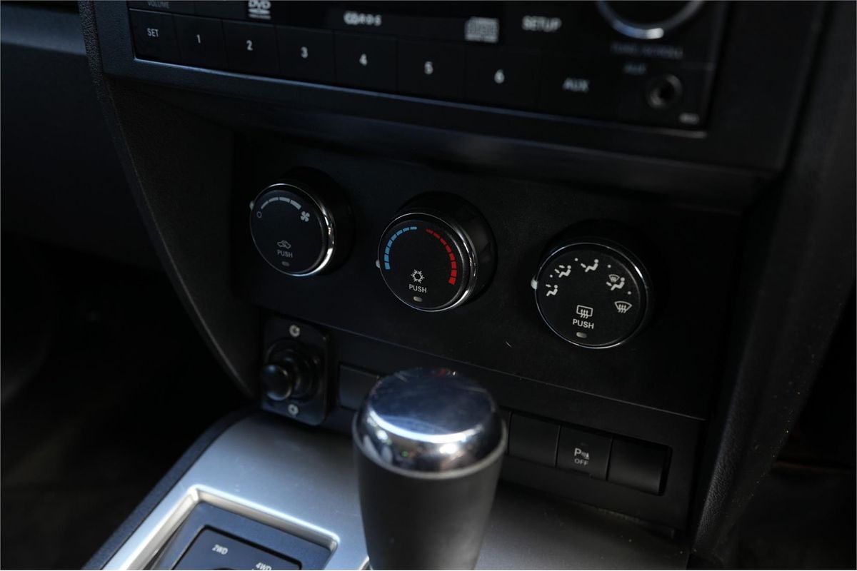 2009 Dodge Nitro SX KA