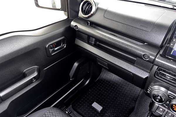 2022 Suzuki Jimny GJ