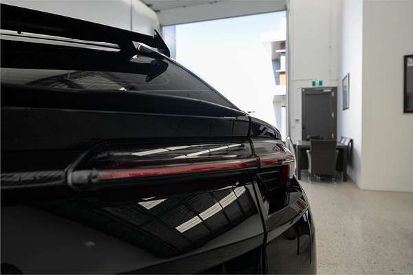2023 Lamborghini Urus Performante 636