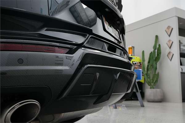 2023 Lamborghini Urus Performante 636