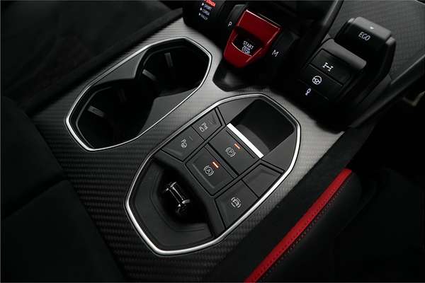 2023 Lamborghini Urus Performante 636