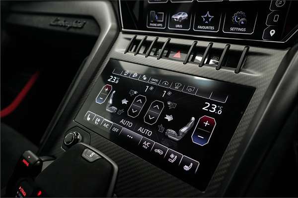 2023 Lamborghini Urus Performante 636