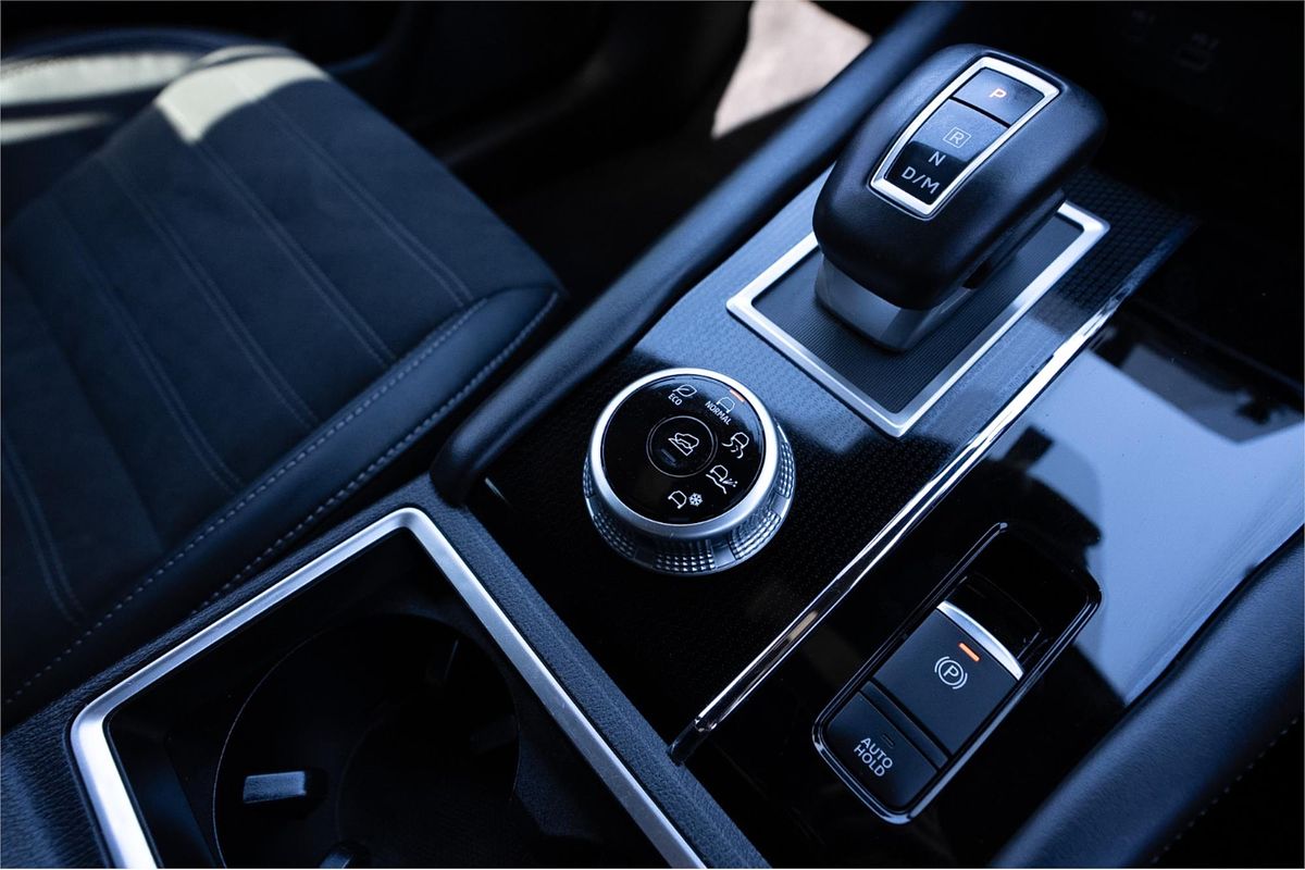 2023 Mitsubishi Outlander Black Edition ZM