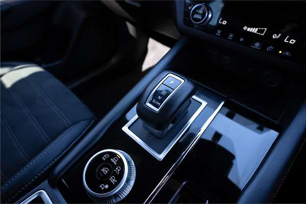 2023 Mitsubishi Outlander Black Edition ZM
