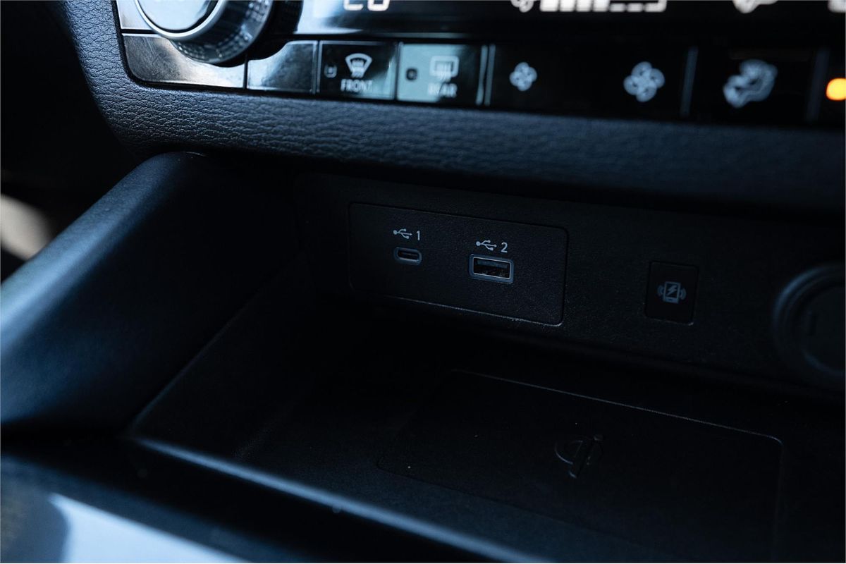 2023 Mitsubishi Outlander Black Edition ZM